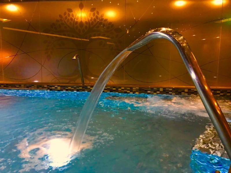 Studio Icon سانتياغو المظهر الخارجي الصورة
